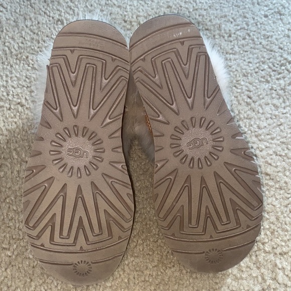 Boots - Picture 5 of 5